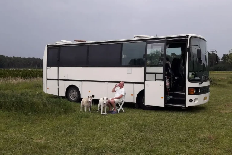 How Are RVs Easier to Travel Around With